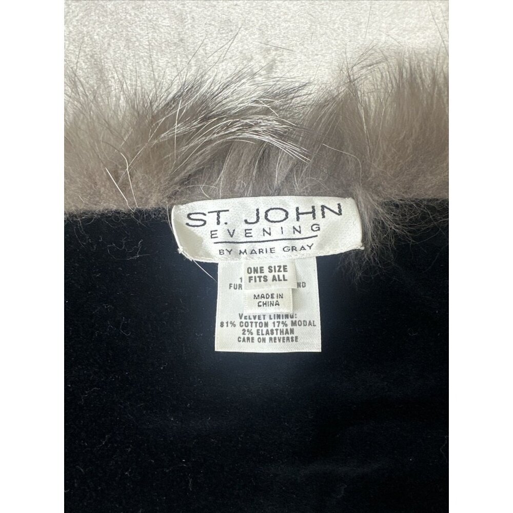 Women’s ST.John Evening Scarf Dyed Fox 95% Silk Velvet Lining Gray One Size - Picture 11 of 11